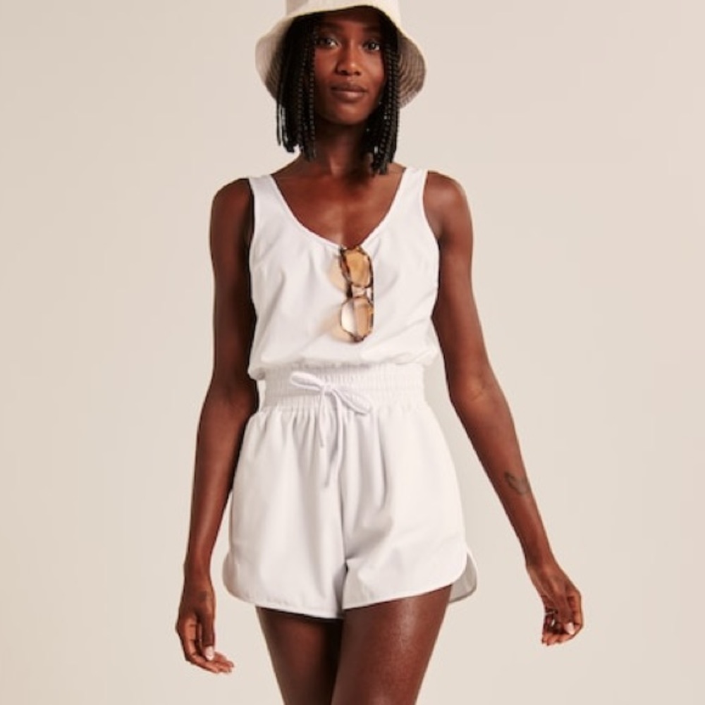 Abercrombie & Fitch Traveler Romper